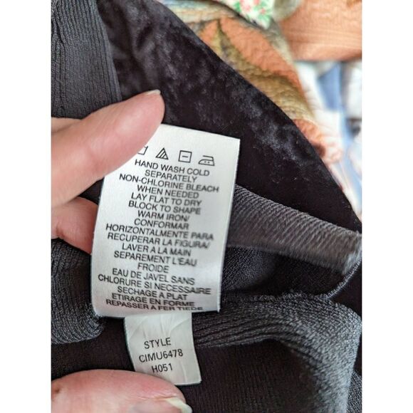 Sigrid Olsen Women Black Abstract Embroidered Knit Blouse Size XL - Picture 10 of 12